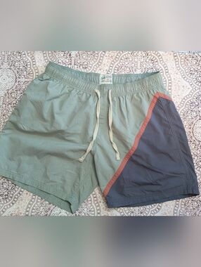 Soft Green and Navy Colorblock Drawstring Shorts